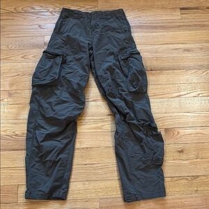 bershka cargos